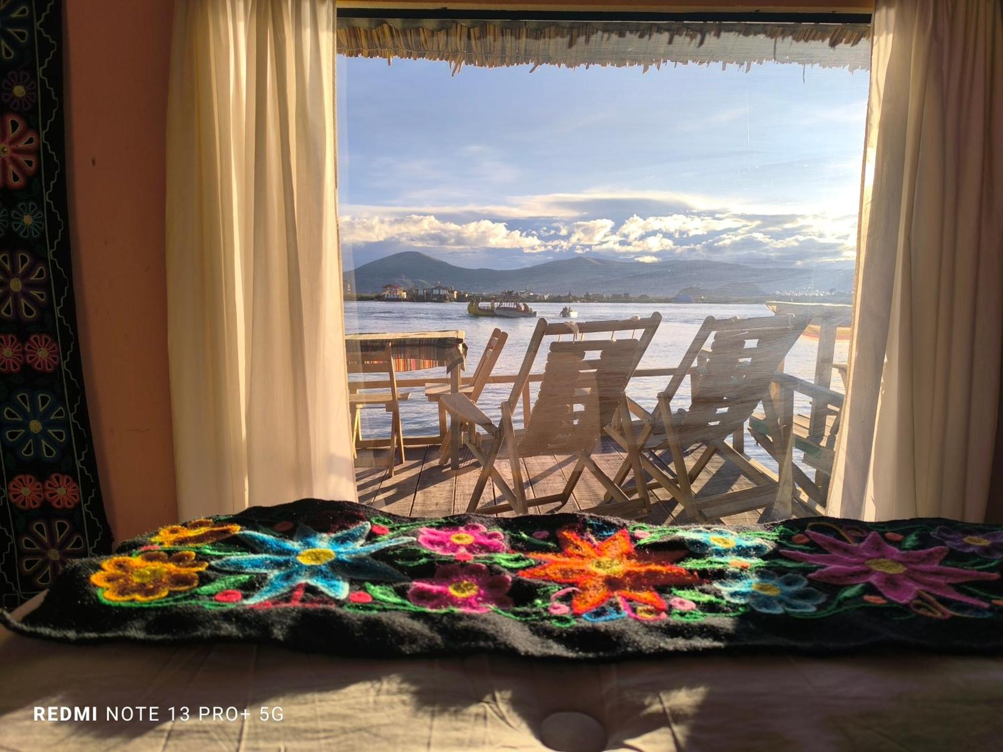 Uros Quechua'S Lodge Titicaca Puno Room photo